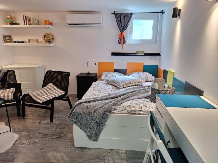 New Studio Apartment Emmy With Free Street Parking Zagreb Ngoại thất bức ảnh